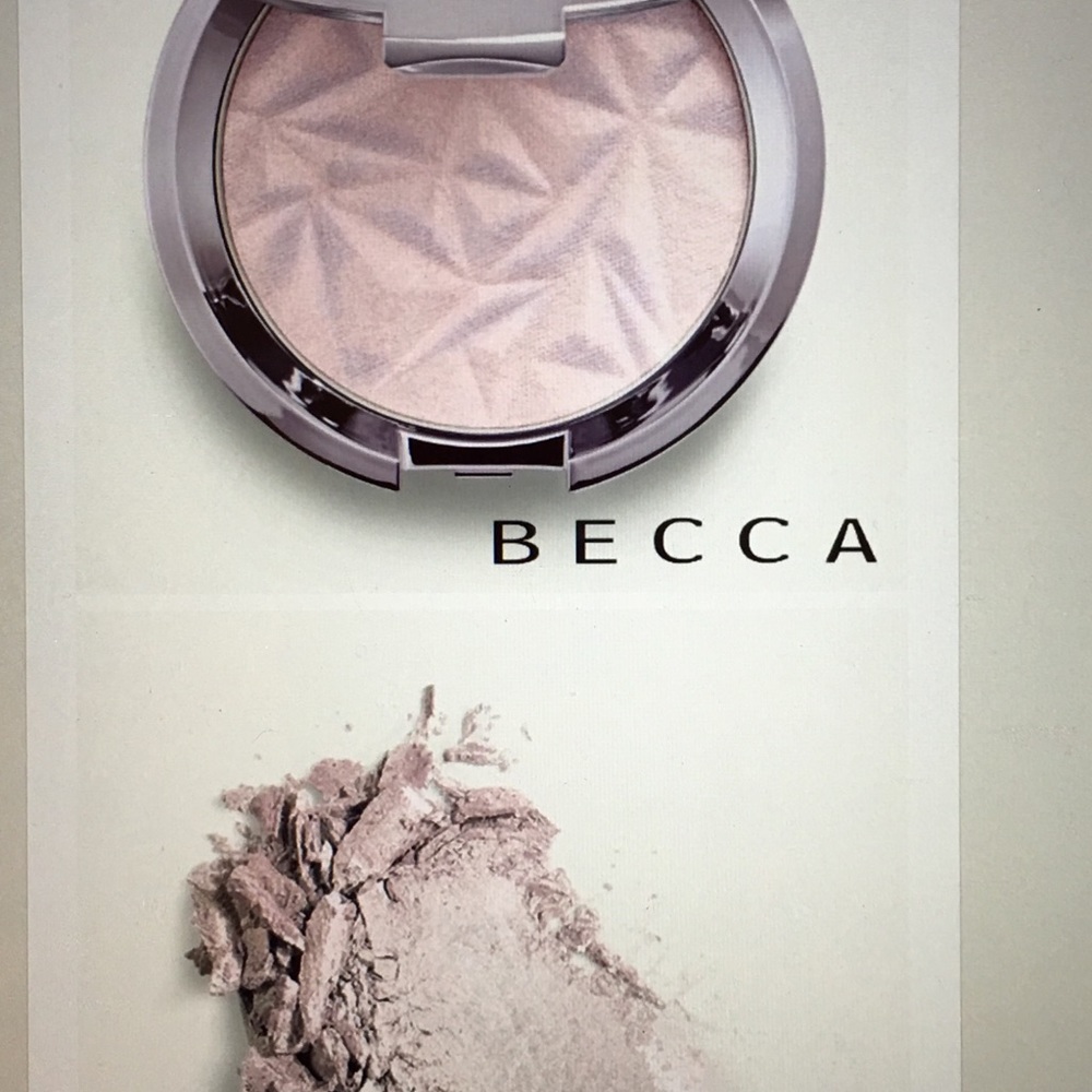 Becca Shimmering Skin Highlighter. Amethyst - Picture 2 of 4